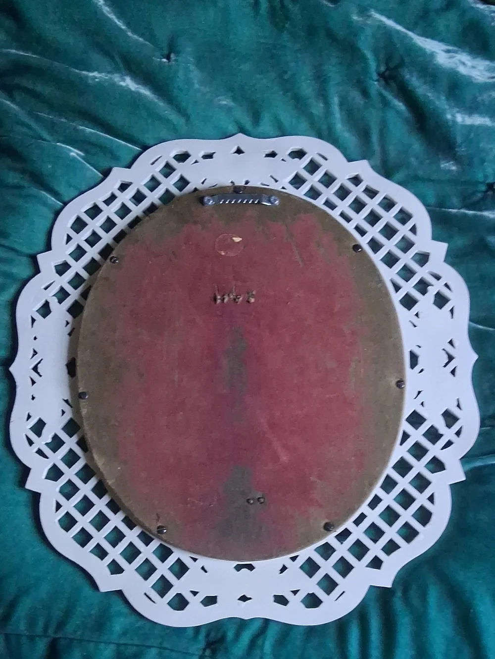 Ornate Oval Wall Mirror in White, 15